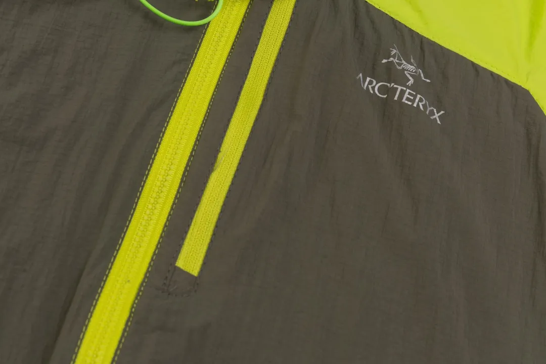 ➕5 Arcteryx/ Squamish Hoody Breathable Squamish Hoody UPF 50.UVA （ ） ！ ： Storm Hood 、No Slip Zip 、 ， ， 。
